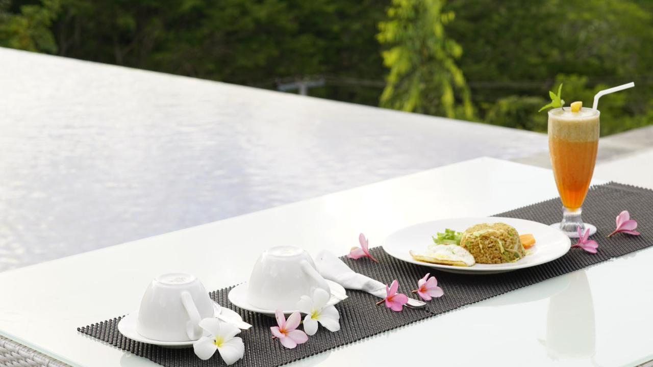 Ara Artati Lombok Bungalows And Restaurant Selong Belanak Esterno foto