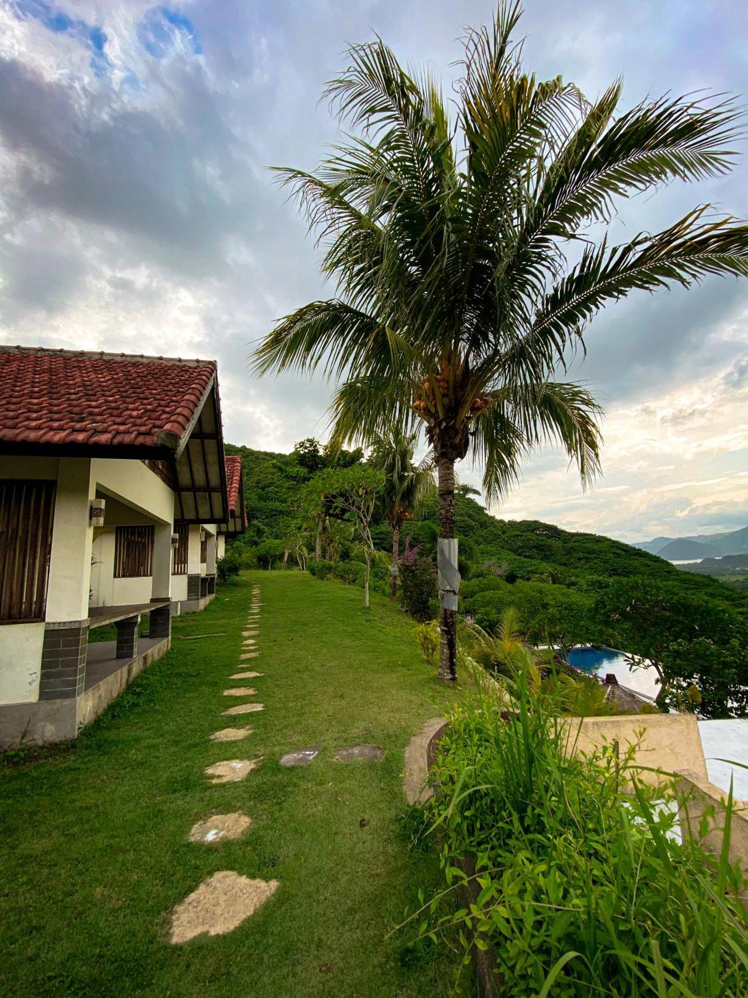 Ara Artati Lombok Bungalows And Restaurant Selong Belanak Esterno foto
