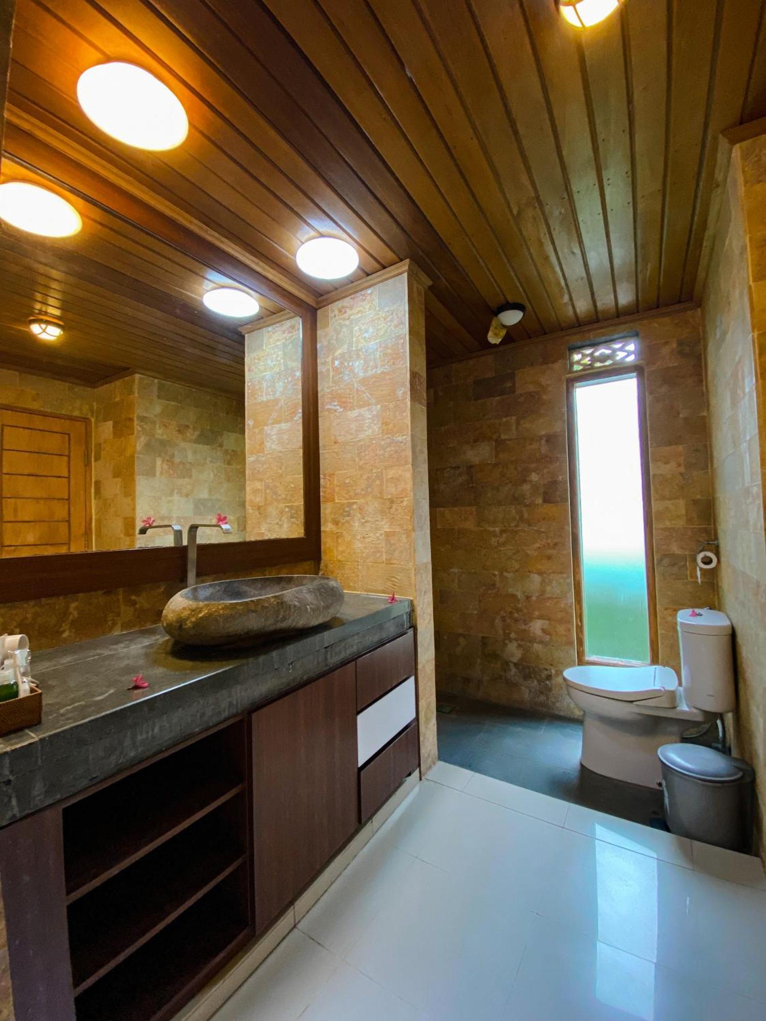 Ara Artati Lombok Bungalows And Restaurant Selong Belanak Esterno foto